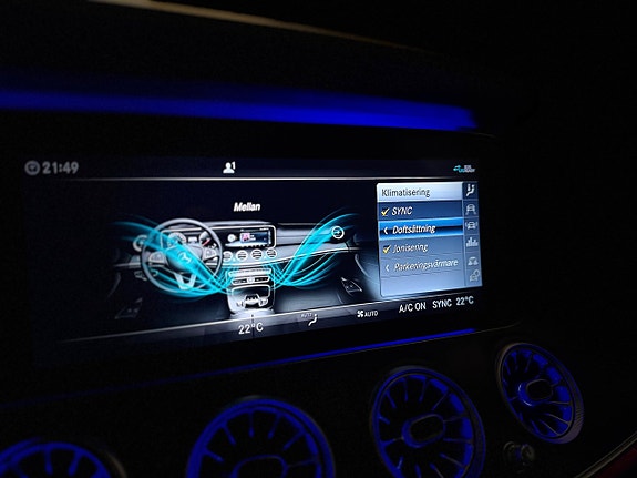 Mercedes-Benz E400 25 of 30