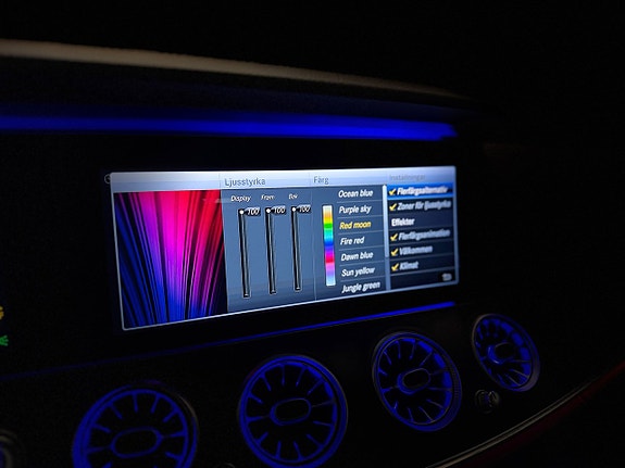 Mercedes-Benz E400 22 of 30