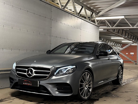 Mercedes-Benz E400 4 of 5