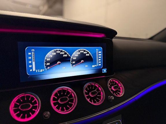 Mercedes-Benz E400 23 of 30