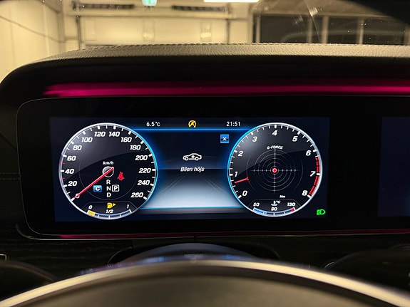 Mercedes-Benz E400 30 of 30