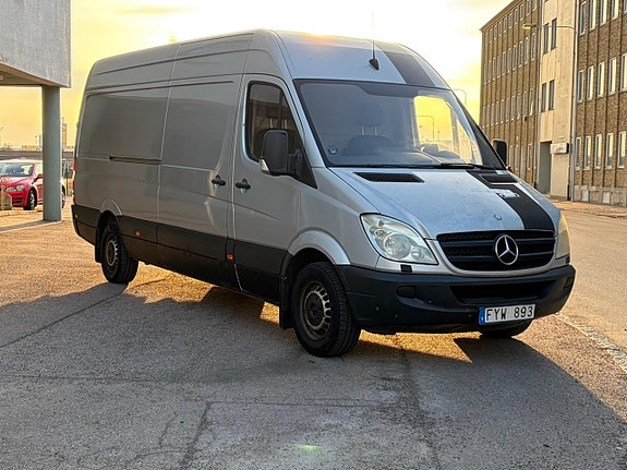 Mercedes-Benz Sprinter 318