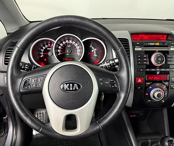 Kia Venga 12 of 17