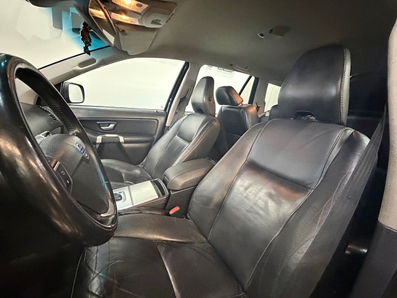 Volvo XC90 5 of 5