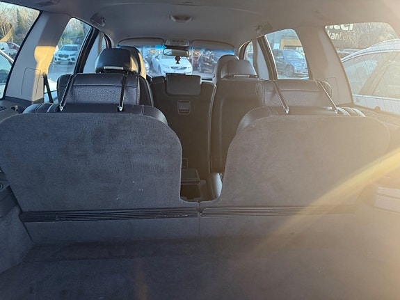 Volvo XC90 8 of 8