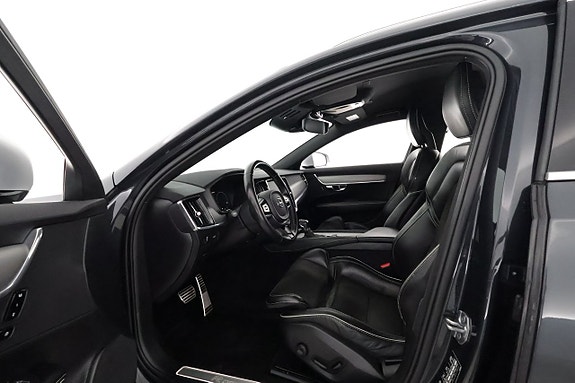 Volvo V90 10 of 26