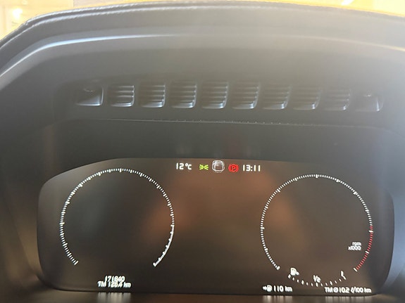 Volvo XC90 8 of 8