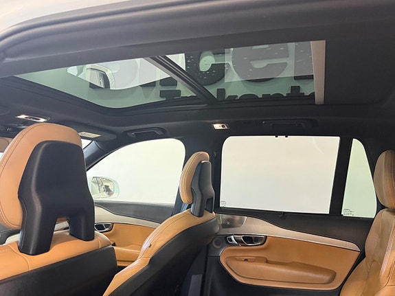 Volvo XC90 7 of 8