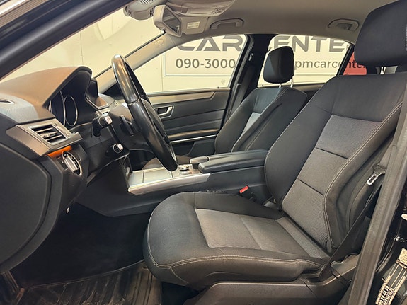 Mercedes-Benz E220 16 of 25