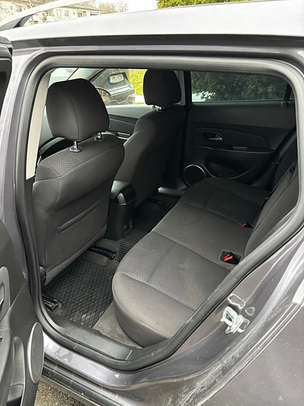 Chevrolet Cruze 10 of 21