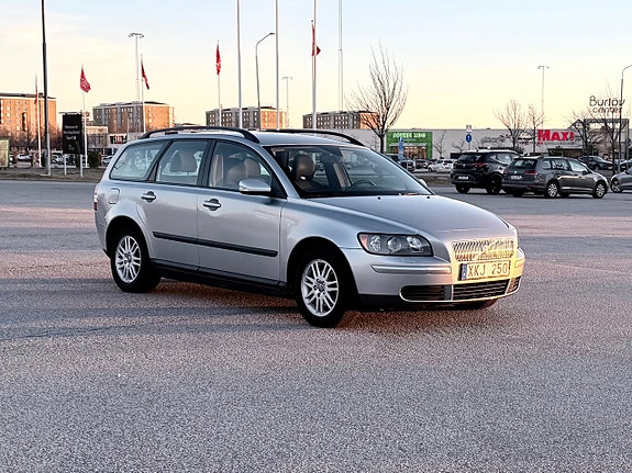 Volvo V50