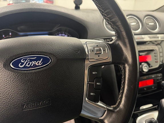 Ford S-MAX 9 of 20