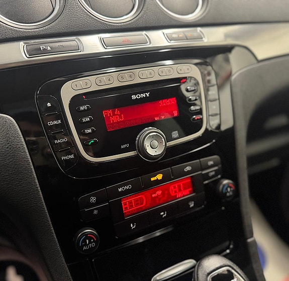 Ford S-MAX 7 of 20