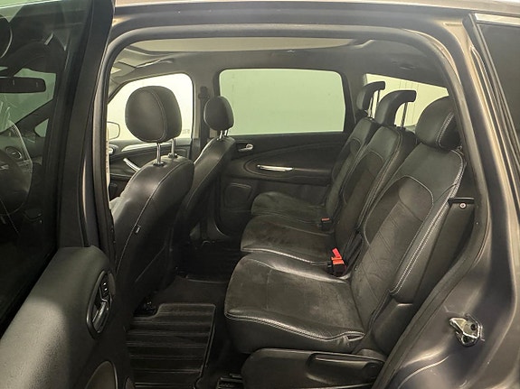 Ford S-MAX 15 of 20