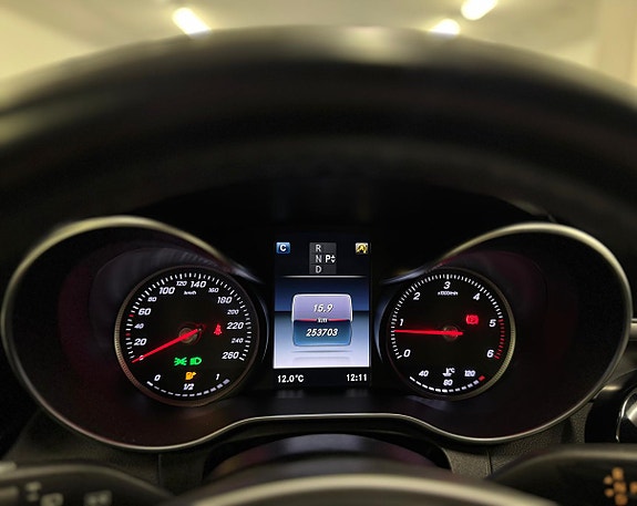 Mercedes-Benz C250 d 11 of 26