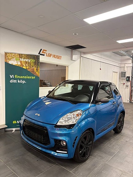 Mopedbil Ligier JS50 SPORT DCI (NYSERVAD & NY KAMREM)