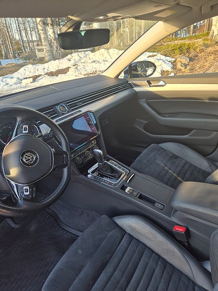 Volkswagen Passat 4 of 5