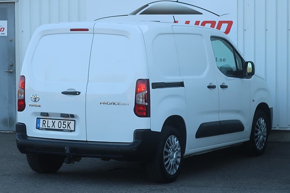 Toyota Proace City 3 of 5