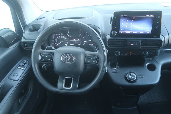 Toyota Proace City 8 of 27