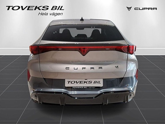 Cupra Tavascan 4 of 5