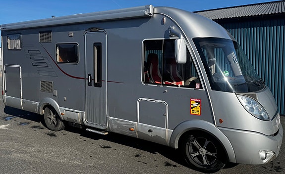 Hymer B 674 SL Solceller/Ac-bodel/Alde