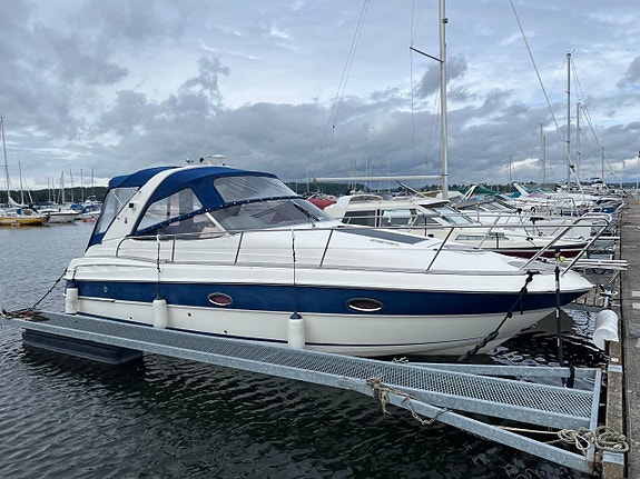 BAVARIA 29 SPORT -04 VOLVO PENTA D6-310