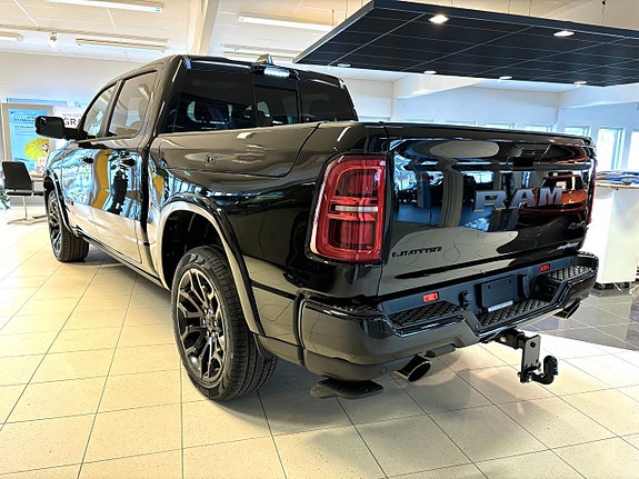 Dodge RAM 1500 13 of 22