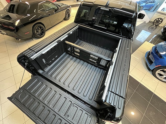 Dodge RAM 1500 10 of 22