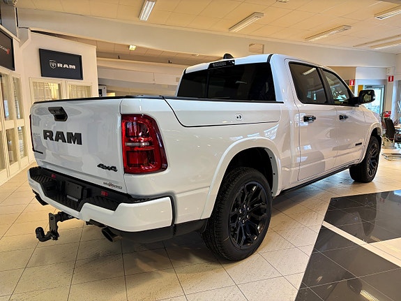 Dodge RAM 1500 6 of 14