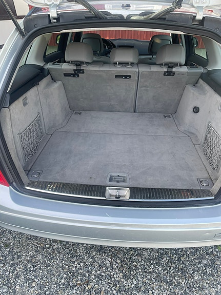 Mercedes-Benz C200 6 of 6