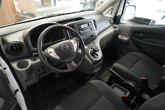 Nissan e-NV200 6 of 10