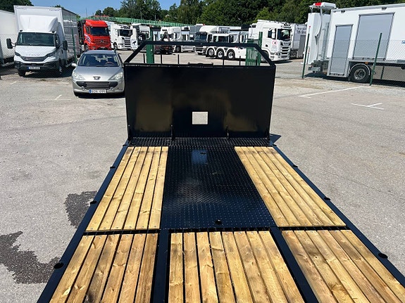 Nya Maskinflak med fast ramp bak 5 of 12