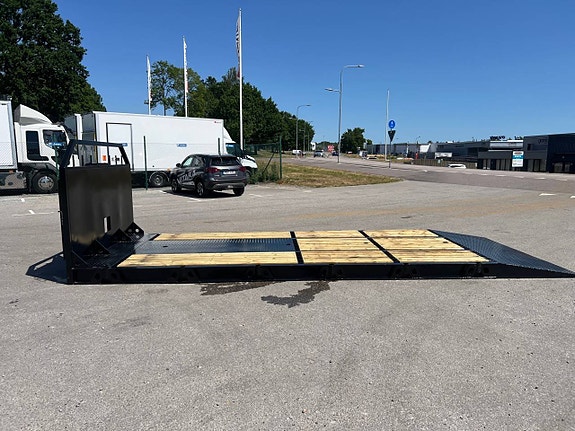 Nya Maskinflak med fast ramp bak 11 of 12