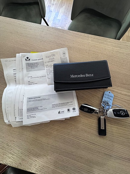 Mercedes-Benz E200 19 of 20