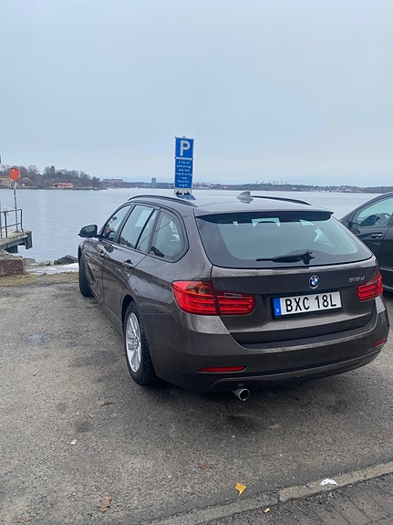 BMW 316d 4 of 15