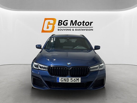 BMW 520d 2 of 24