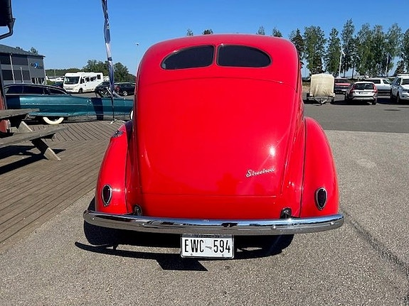 Ford De Luxe Phaeton 180A 5 of 5