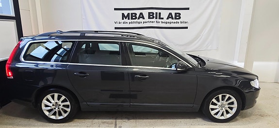 Volvo V70 12 of 22
