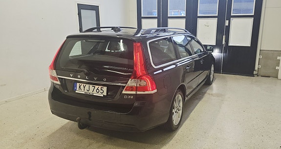 Volvo V70 6 of 22