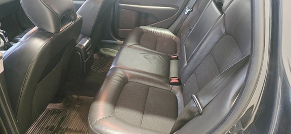 Volvo V70 17 of 22