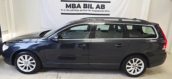 Volvo V70 11 of 22
