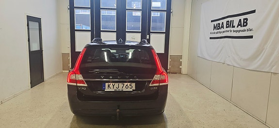 Volvo V70 8 of 22