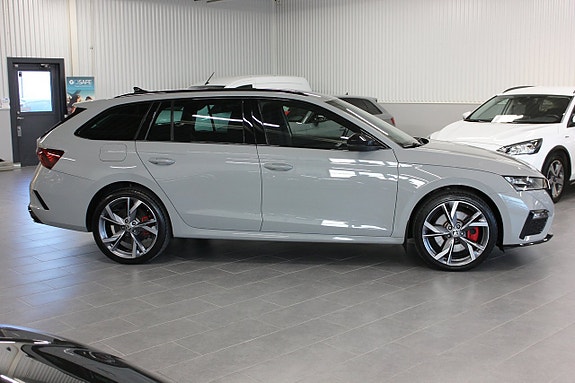 Skoda Octavia 16 of 21