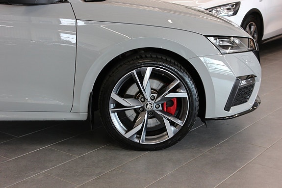 Skoda Octavia 12 of 21