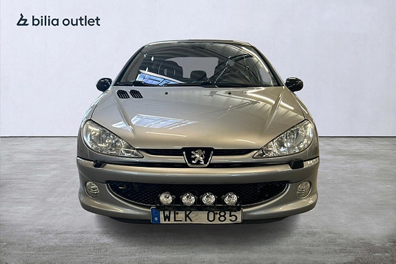 Peugeot 206 2 of 5
