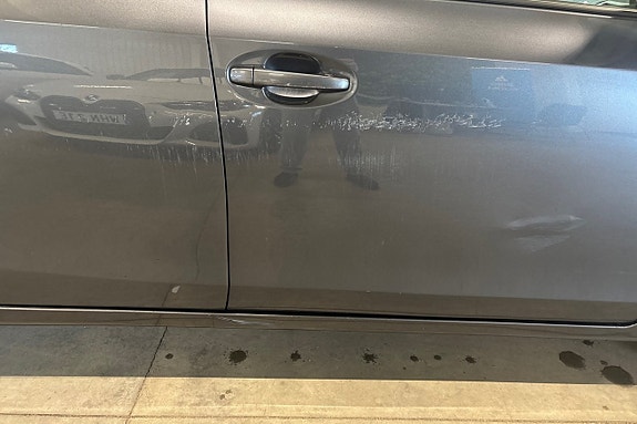 Toyota Prius+ 12 of 23