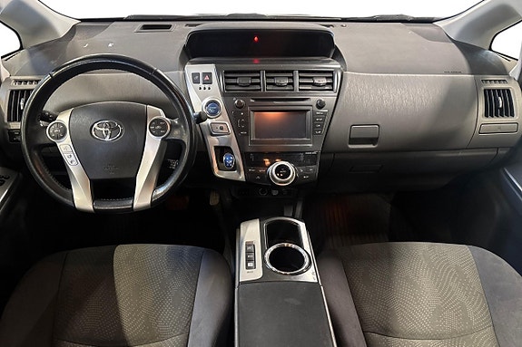 Toyota Prius+ 18 of 23