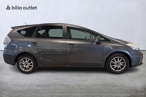 Toyota Prius+ 7 of 23