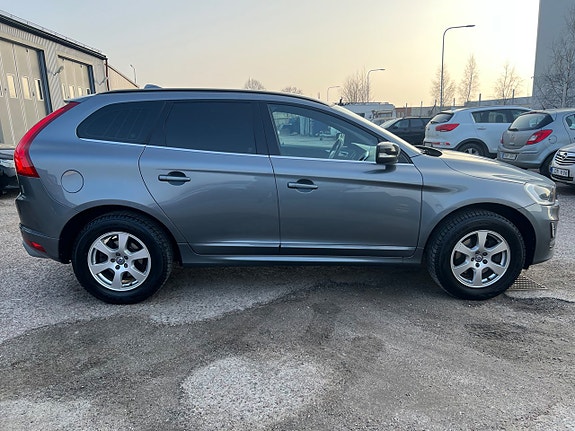 Volvo XC60 20 of 25