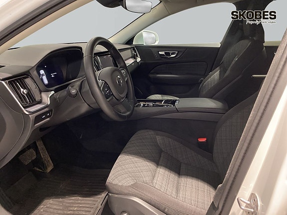 Volvo V60 7 of 15